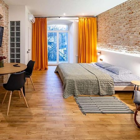 Onlviv Apartments Rynok Square 18 Four Exteriér fotografie